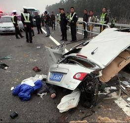 车祸接吻国产剧情视频,爱在唇齿间绽放