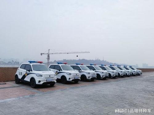 港警换装国产巡逻车视频,展现新时代警力风采