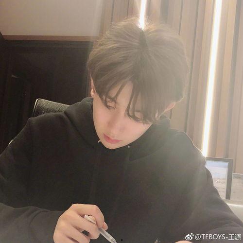 谢哥自拍国产视频,揭秘幕后生活点滴